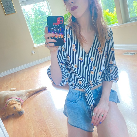 Stripe Floral Button Up Blouse - Picture 4 of 5